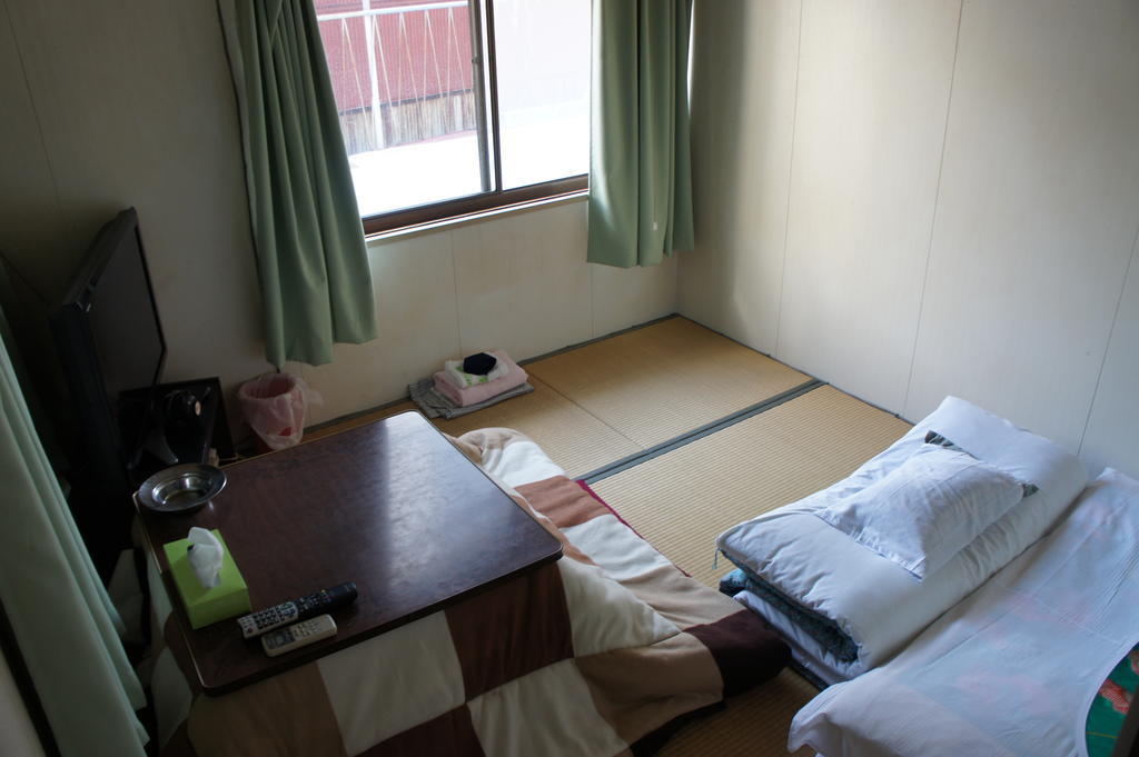 Miyoshiya Ryokan Танабе Стая снимка
